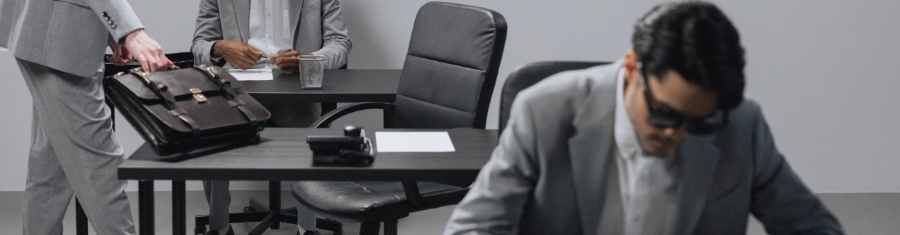 How to Make Your Business Look Bigger Than It Is